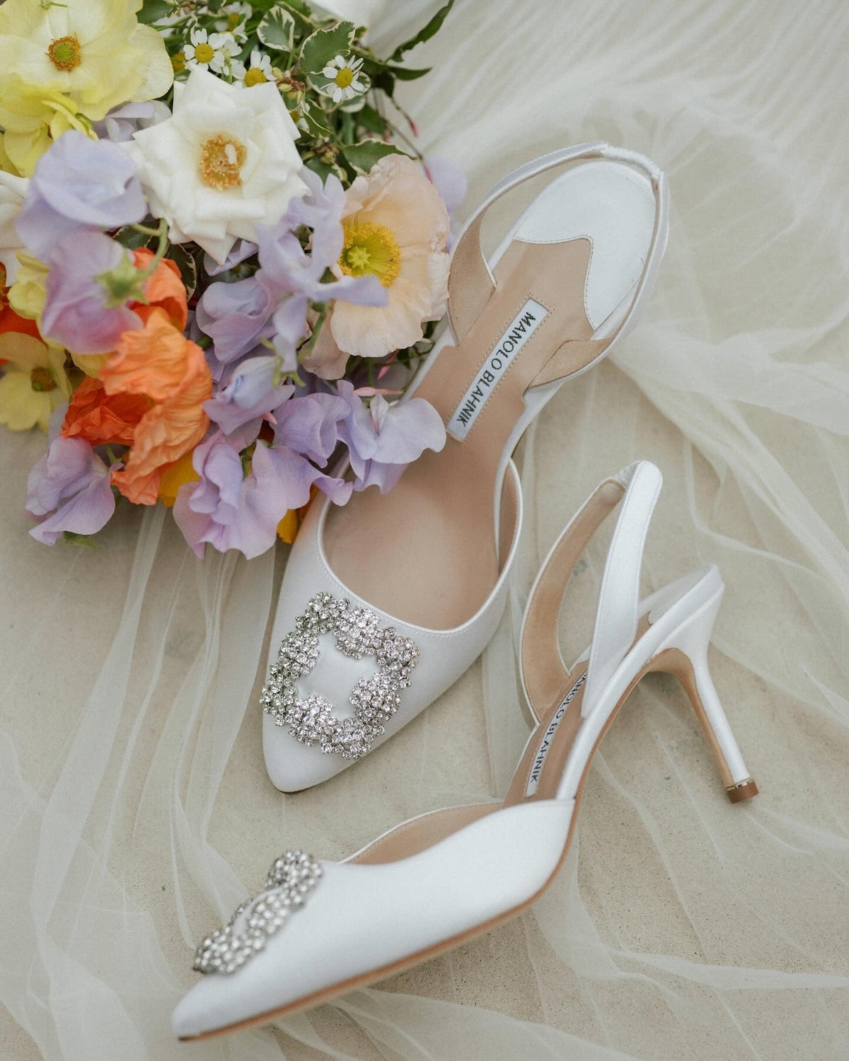 Manolo White Buckle Slingback 7cm White Silk