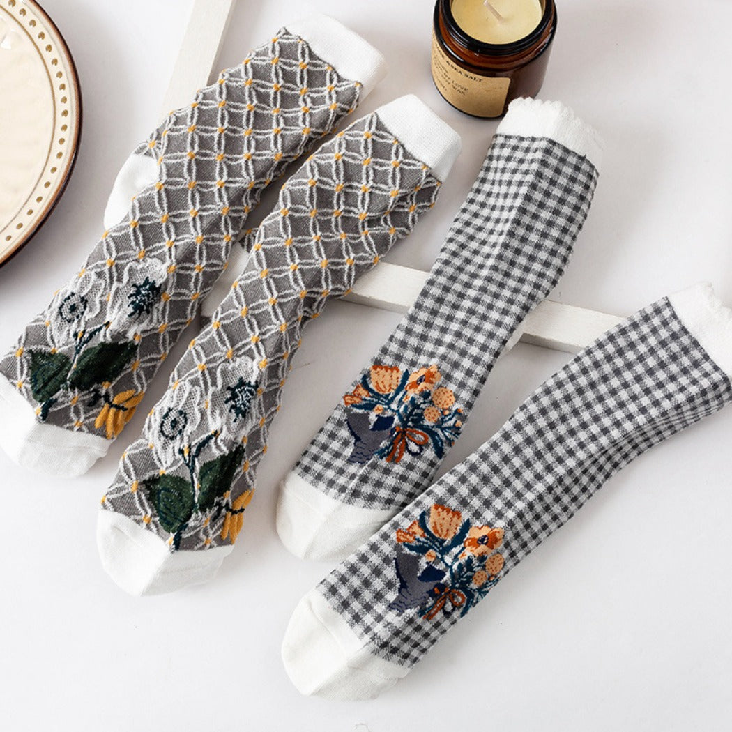 Rufia - Women's Vintage Mid-Calf Quarter Socks - Classsic &amp; Delicate