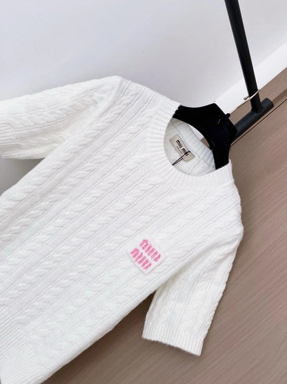MIUMIU SHORT-SLEEVE SWEATER STYLE 699