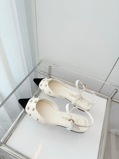 CC 26 Heeled Slingback With Pearl Toe White in Lambskin 597325