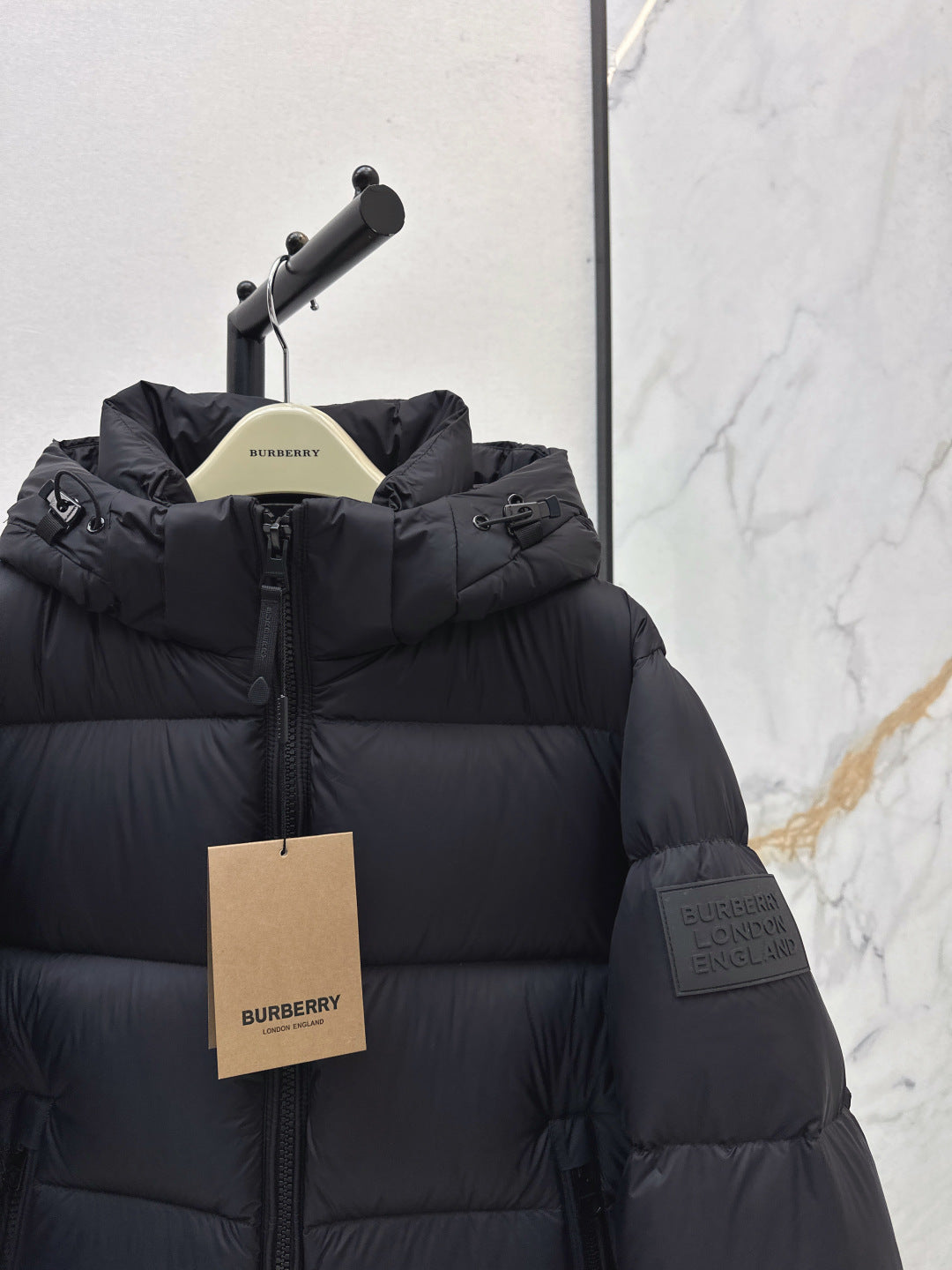 Burberry 25 Hooded Jacket Black Nylon Down 00640