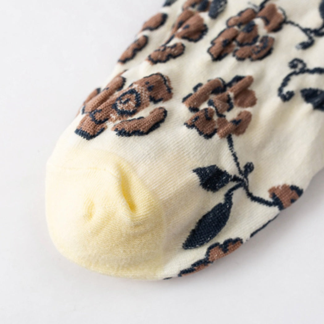 Rufia - Women's Vintage Mid-Calf Quarter Socks - Classsic &amp; Delicate