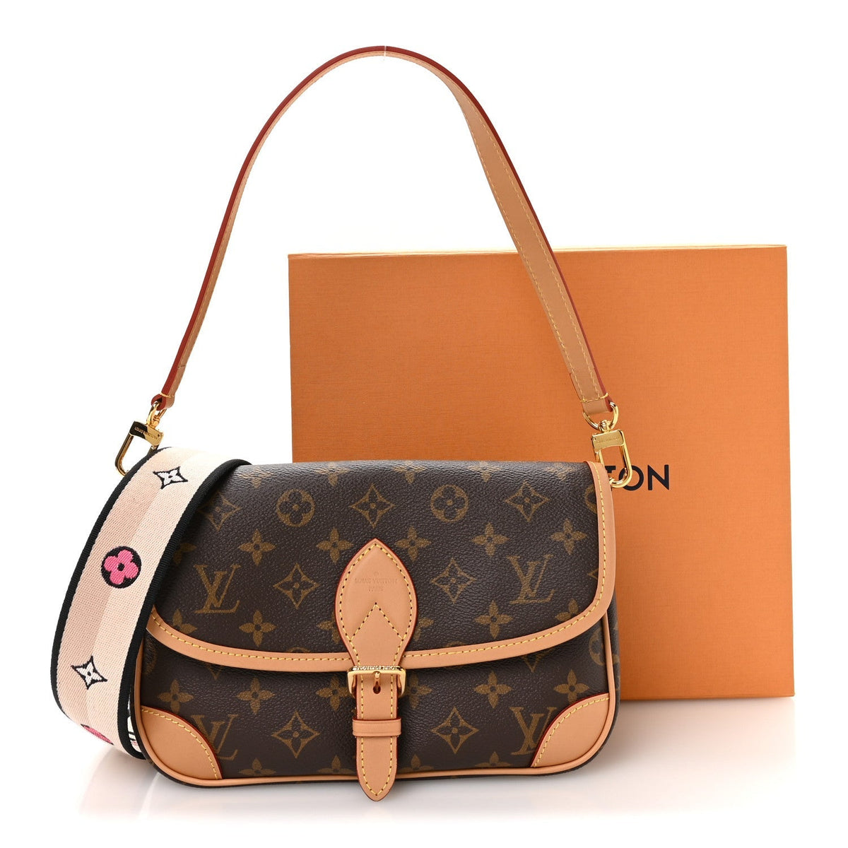 Monogram Diane Black