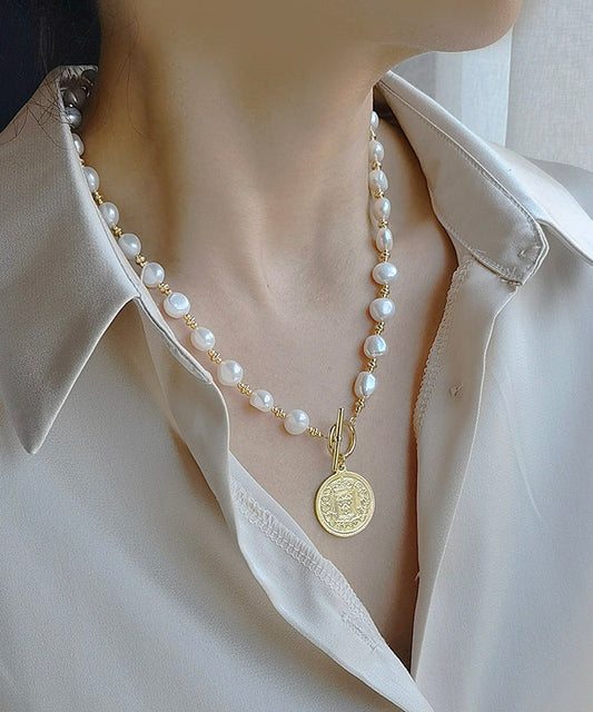 Stylish White Copper Alloy Asymmetric Pearl Pendant Necklace