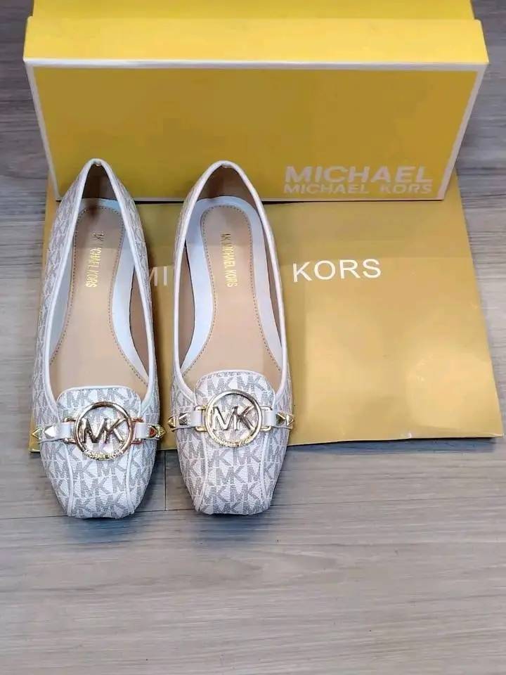 Michael Kors Women's Fulton Moccasins Cowhide