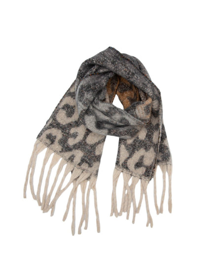 Scarvii - Winter Tassel Scarf with Leopard Patterns