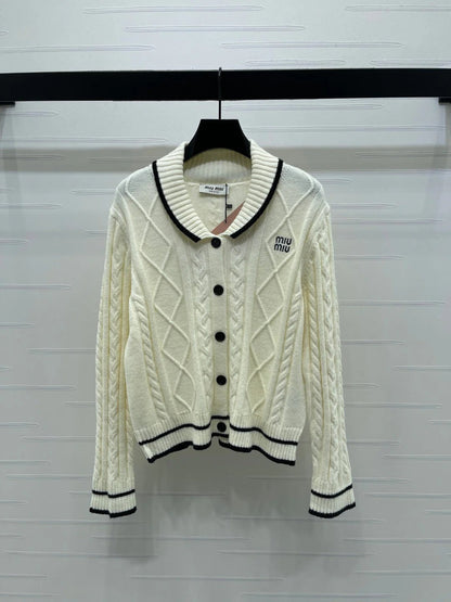 MIUMIU CARDIGAN STYLE 812