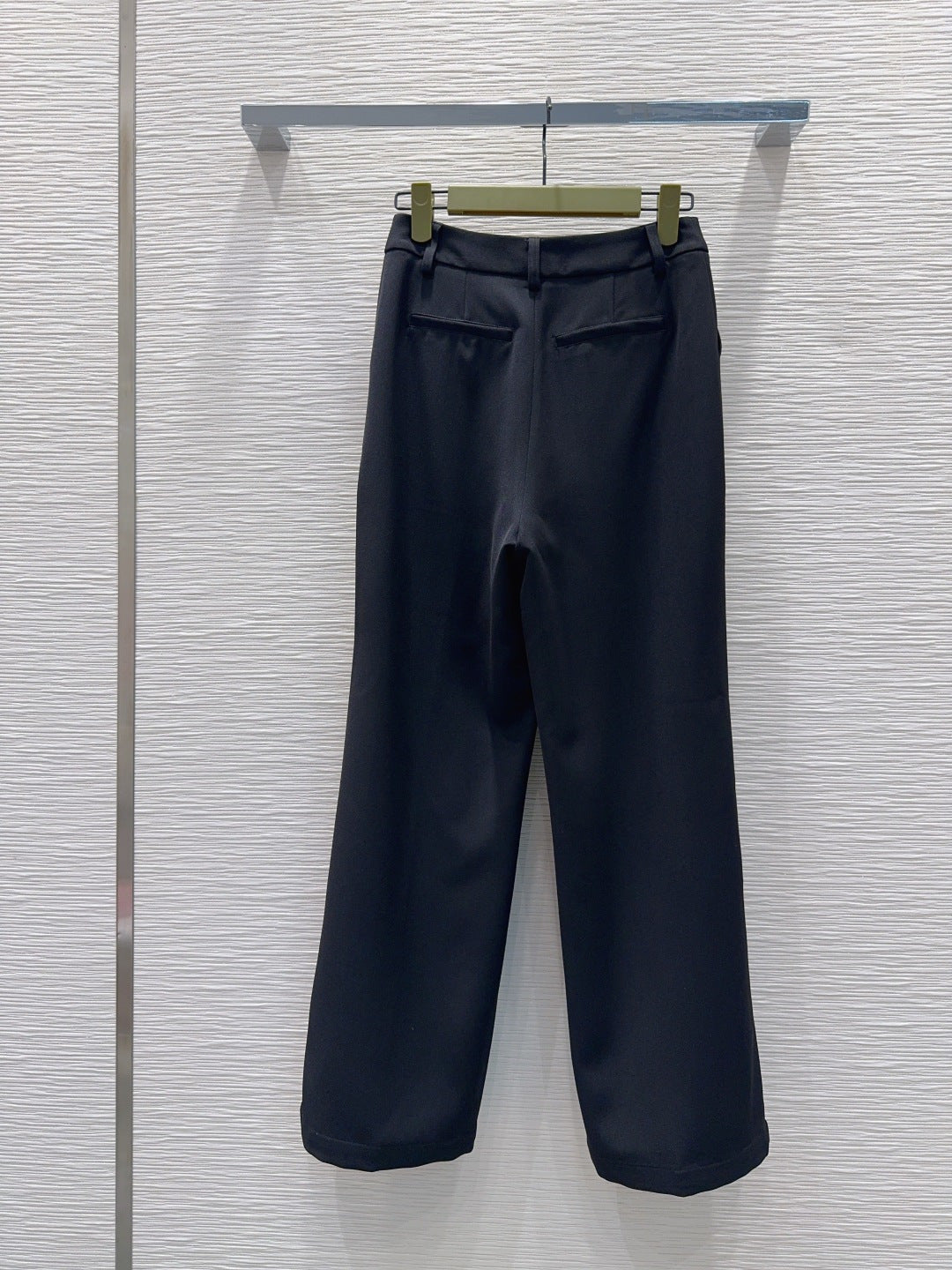 GG Crêpe Elegant Trousers With Double G Button Black Wool 346702