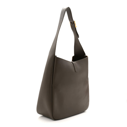 Smooth Calfskin Large Le 5 A 7 Soft Hobo Light Musk