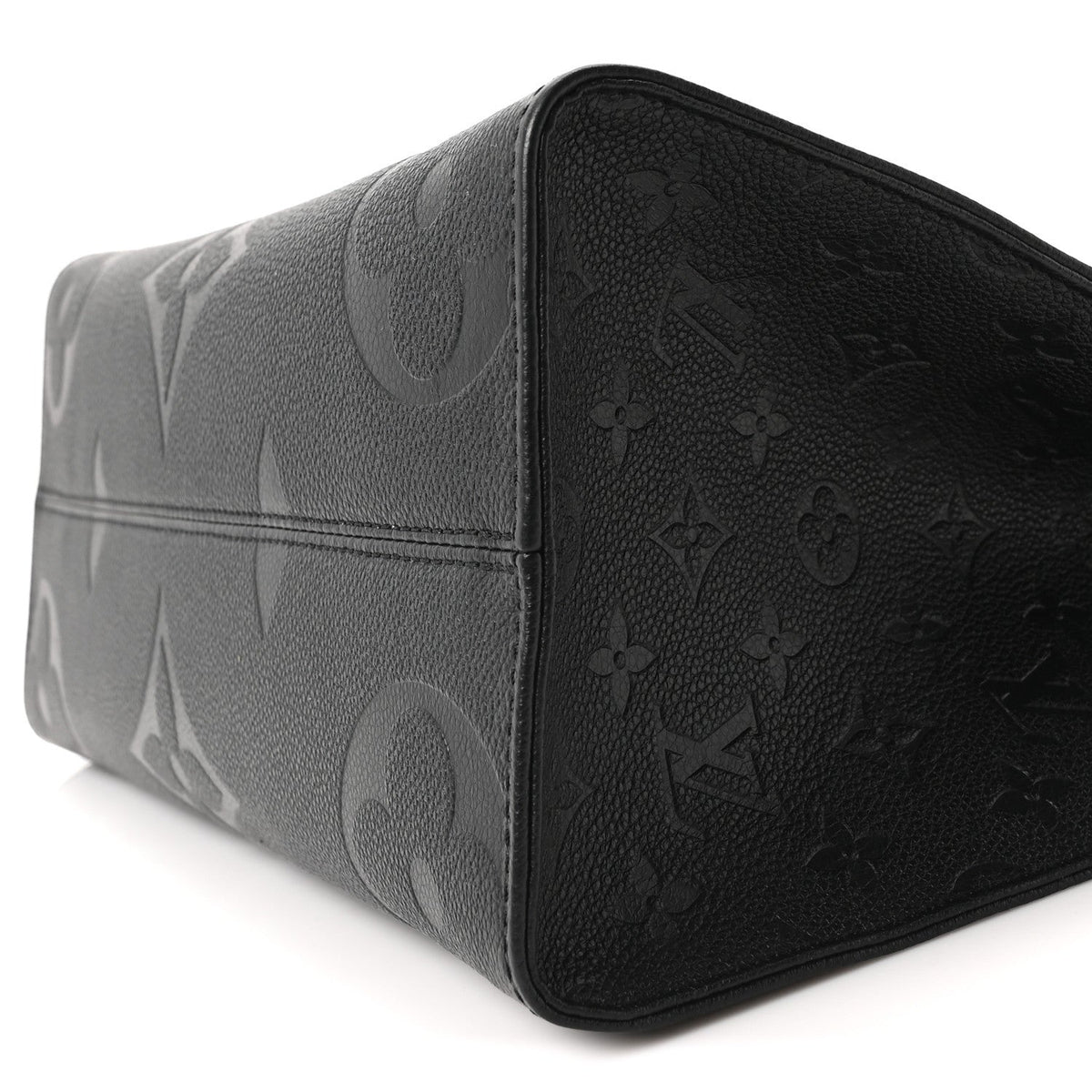 Empreinte Monogram Giant Onthego MM Black