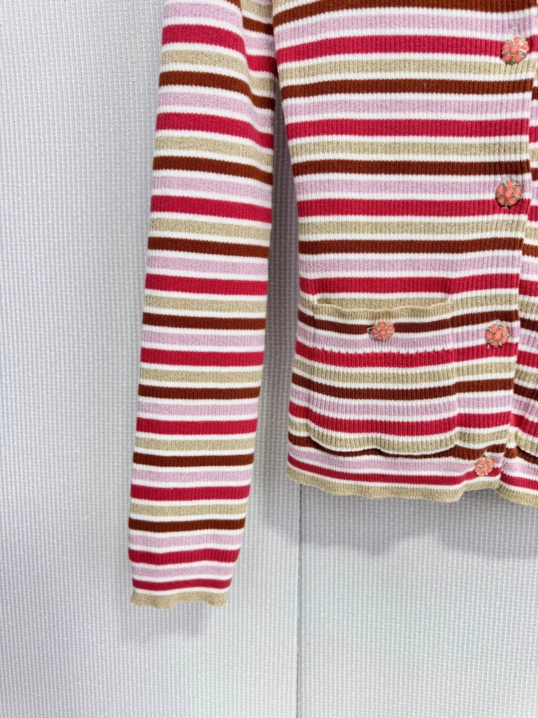 CHANEL 25S CARDIGAN 585