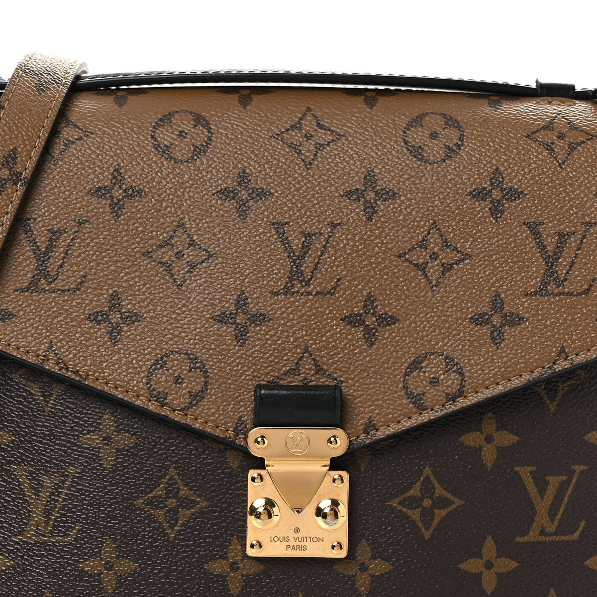 Reverse Monogram Pochette Metis
