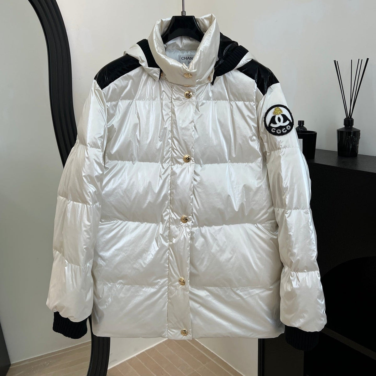 CHANEL SKI DOWN JACKET WHITE IN NYLON 841064