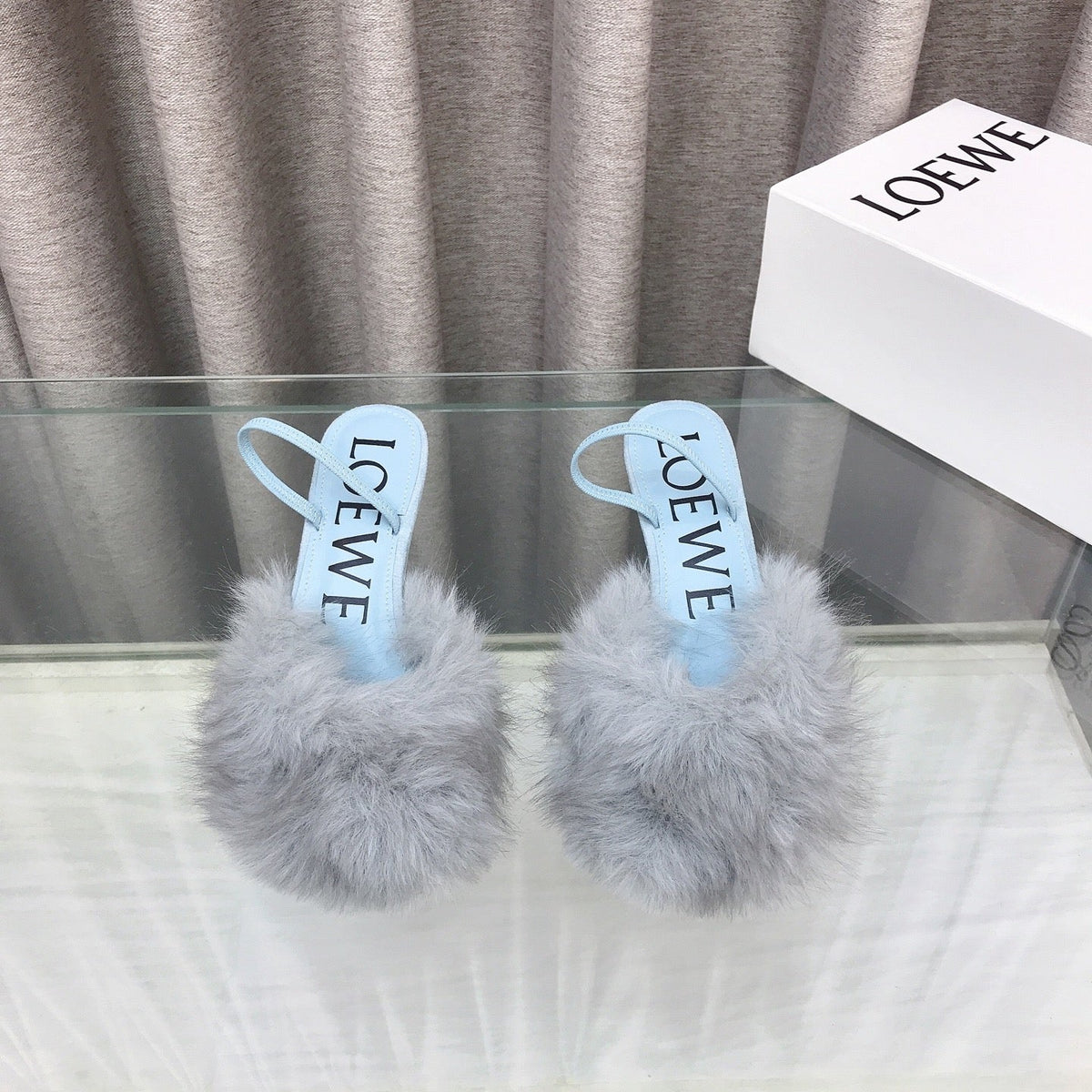 Loewe 25SS Fur-lined Mule 60 Blue in Fox Fur 597439