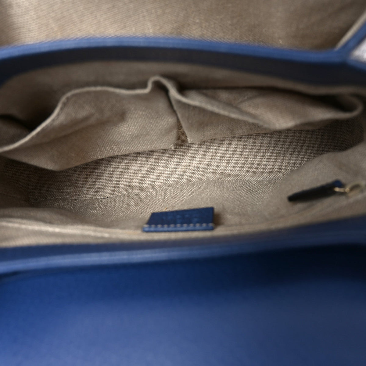 Dollar Calfskin Interlocking G Top Handle Shoulder Bag Caspian