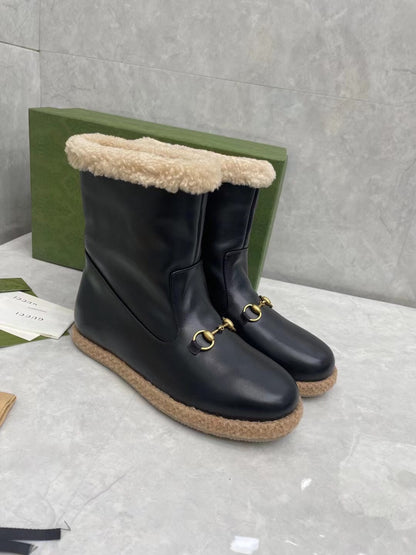 Gucci 2025 Boot Black Beige Sheepskin Wool 564789