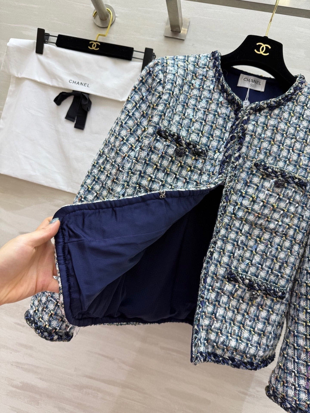 CHANEL 25S TWEED JACKET 477