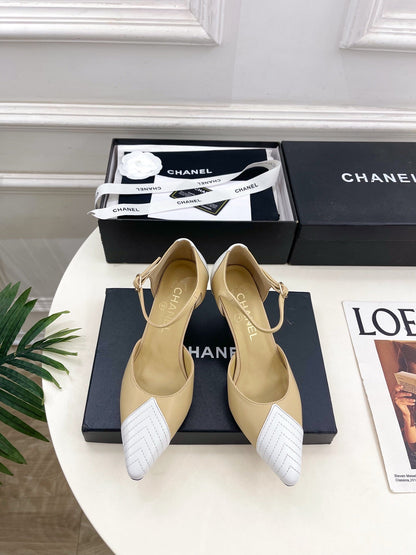 CC 26 SS Double C Slingback 7.5cm Beige White Calfskin 586936