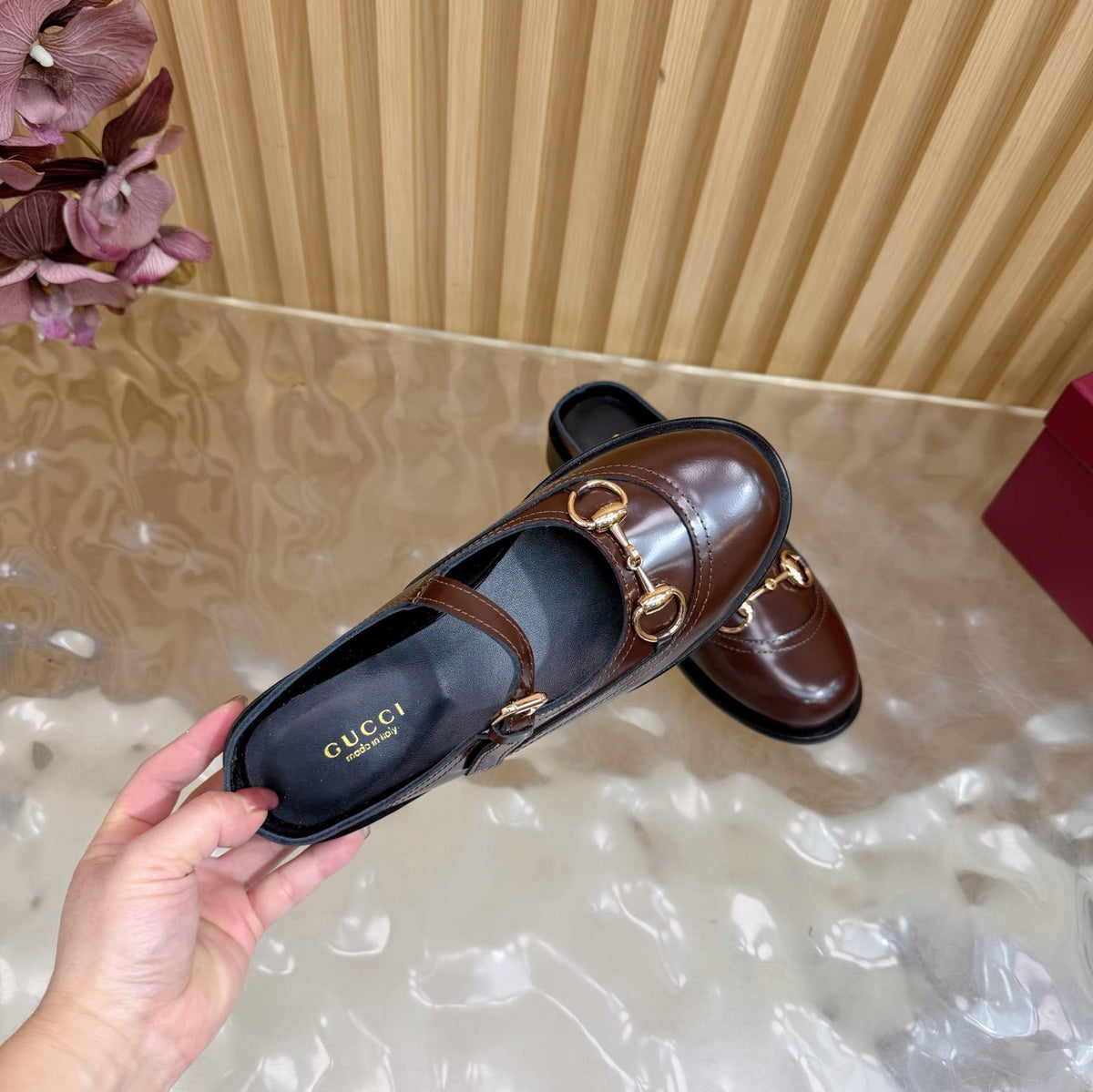 GG 26 Mule Dark Brown Sheepskin 589457