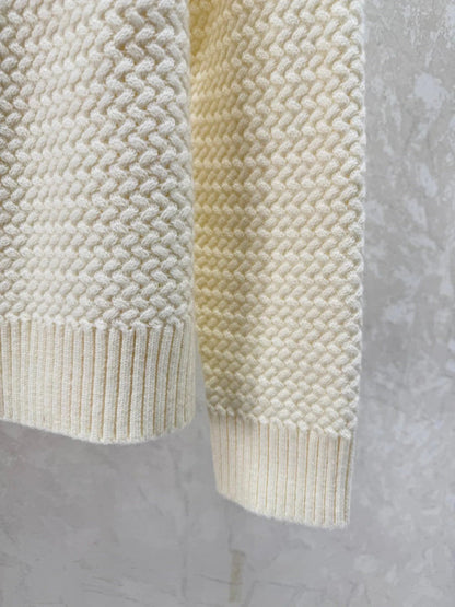 CHANEL 25S ROUND-NECK CARDIGAN 519