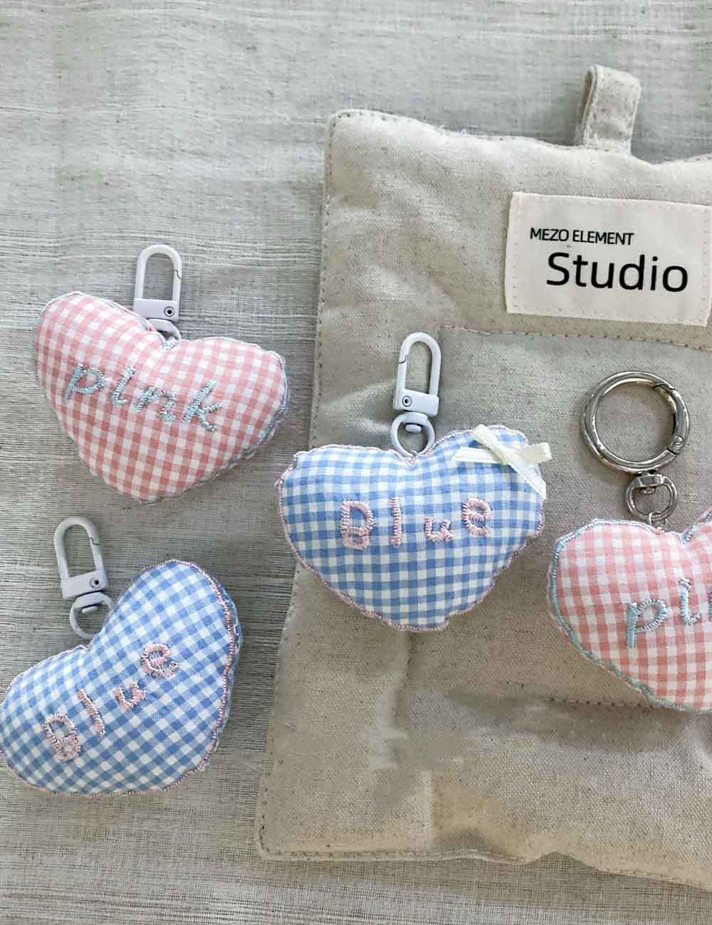 Sweet Checkered Heart Pendant Bag Charm