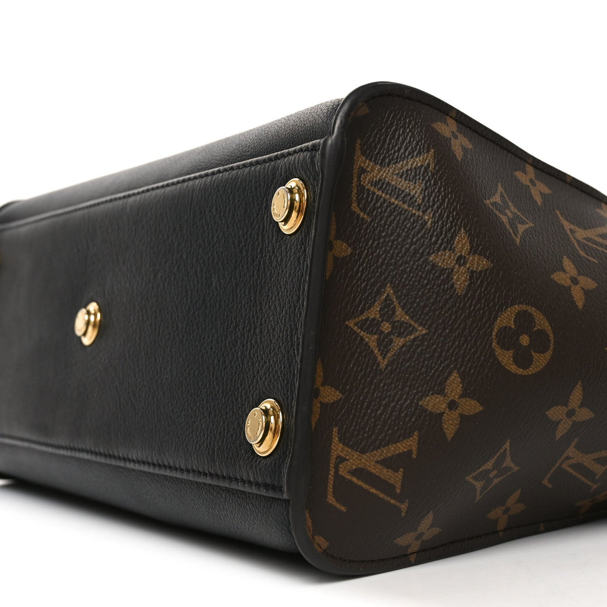 Calfskin Monogram On My Side MM Black