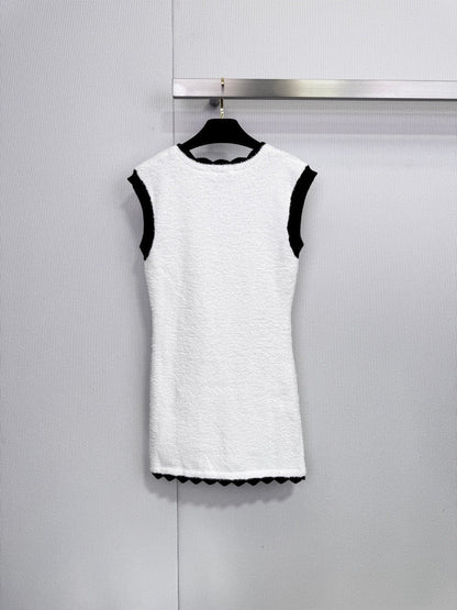 CHANEL 25S VEST DRESS 577