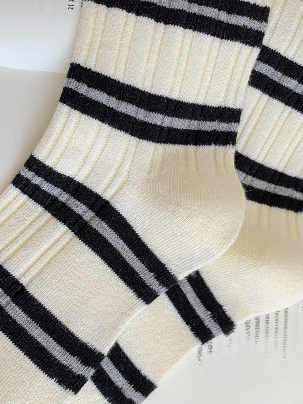 Rufia - Stripes Mid-calf Socks with Dog Patterns