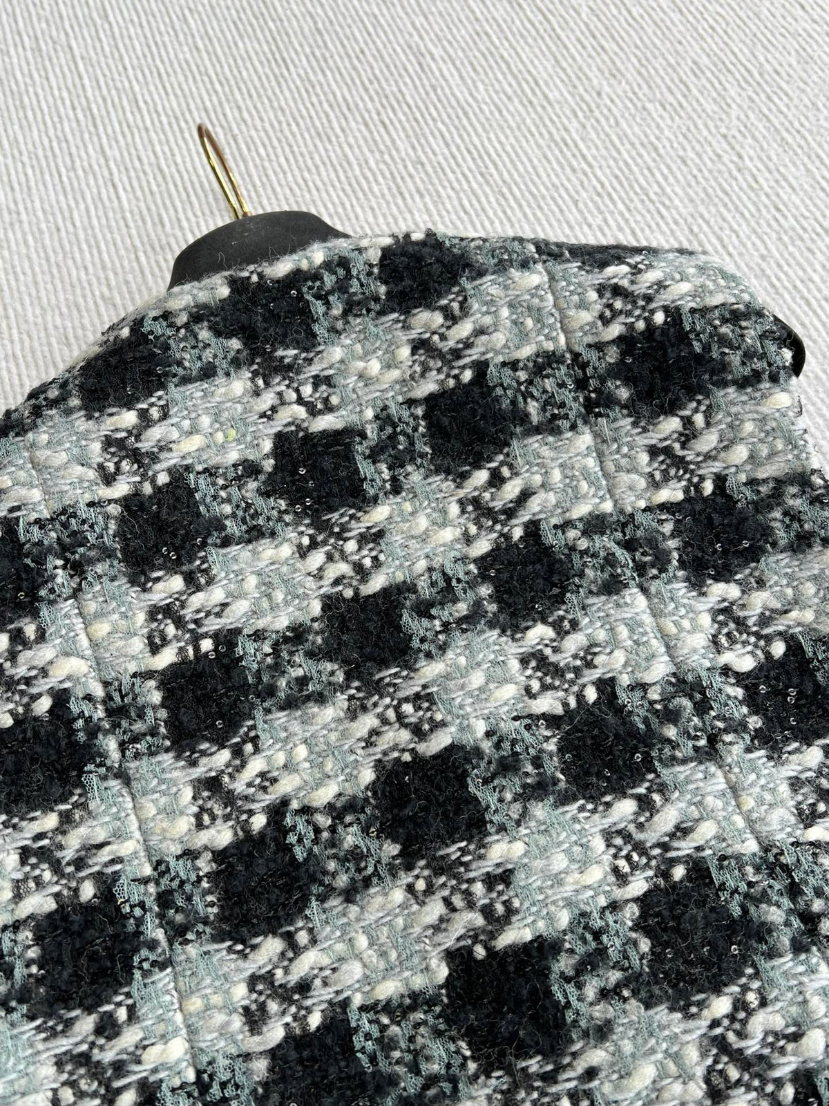 Chanel 2025 Plaid Tweed Vest Jacket Black Wool Polyester 325379
