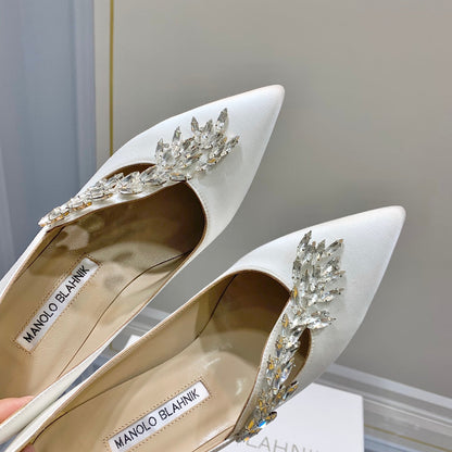 Manolo Women's Nadira Pumps 70 White Satin