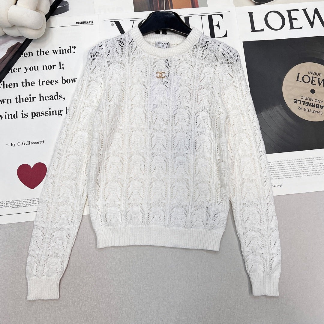 CHANEL 25S LONG-SLEEVE SWEATER 441