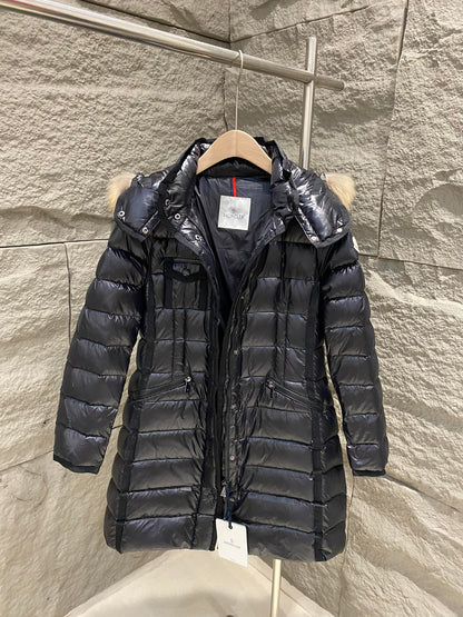 Moncler Puffer Jacket Hood Black Fur 341352