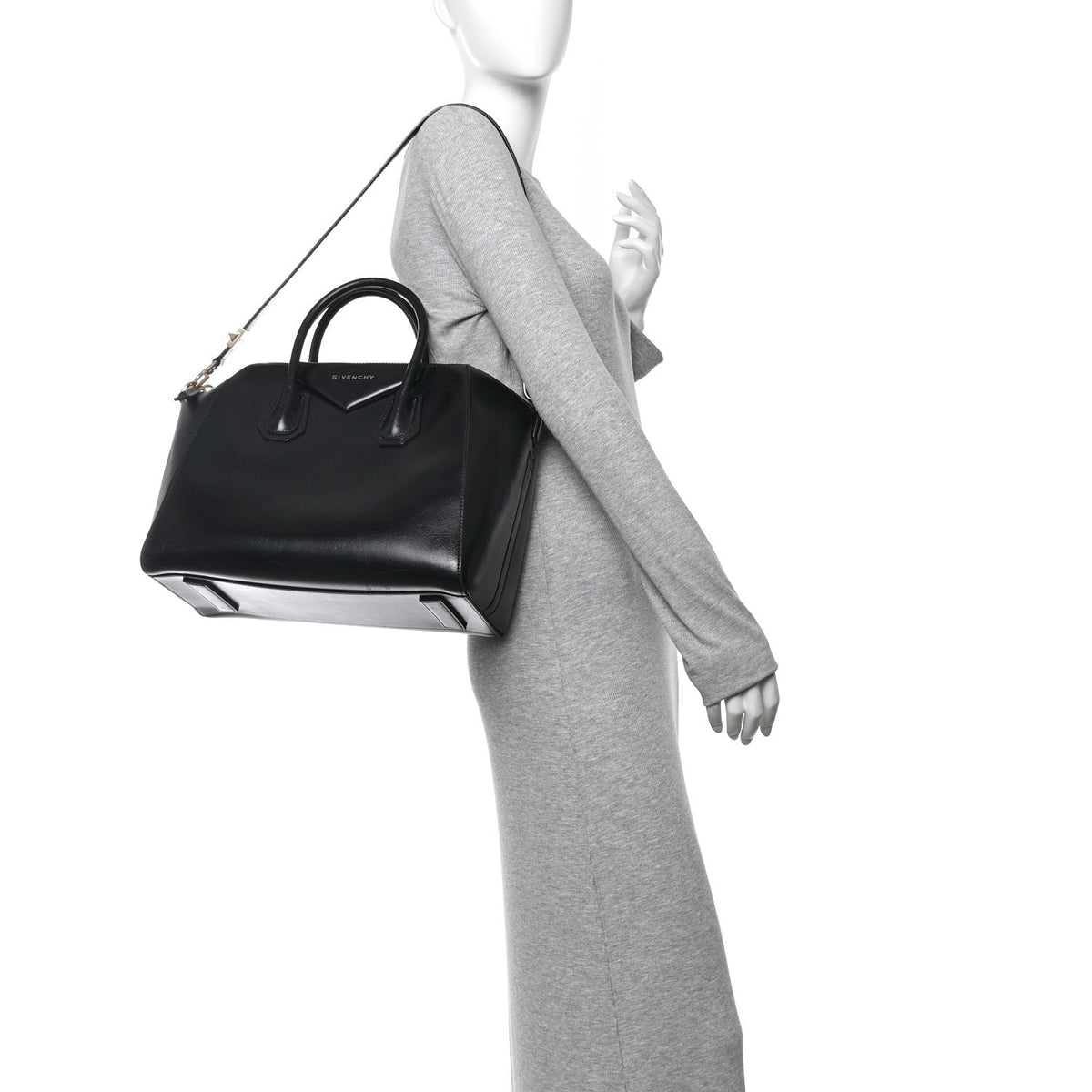 Shiny Lord Calfskin Medium Antigona Black
