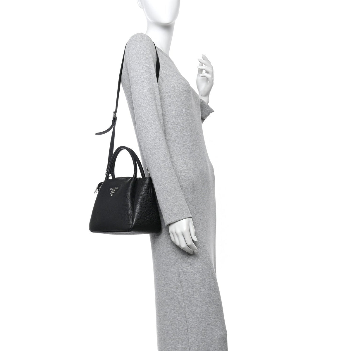 Vitello Daino Soft Small Zippered Top Handle Bag Black