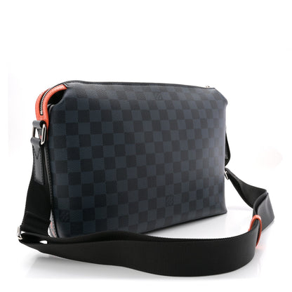 Damier Cobalt Race Discovery Messenger