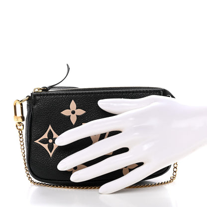 Empreinte Monogram Giant Mini Pochette Accessories Black