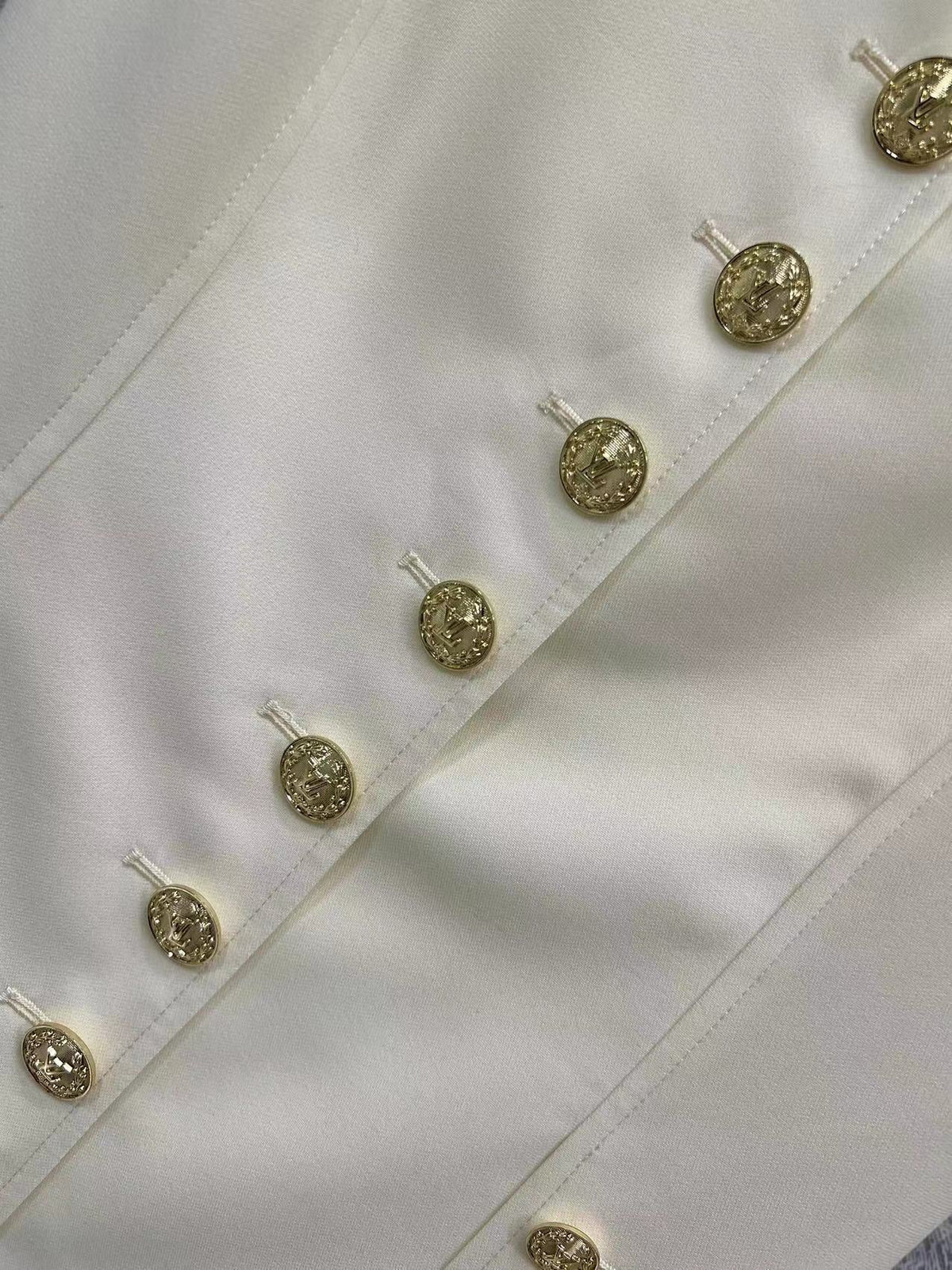 LV 25 Round-Neck Logo Metal Buttoned Dress White Poliester