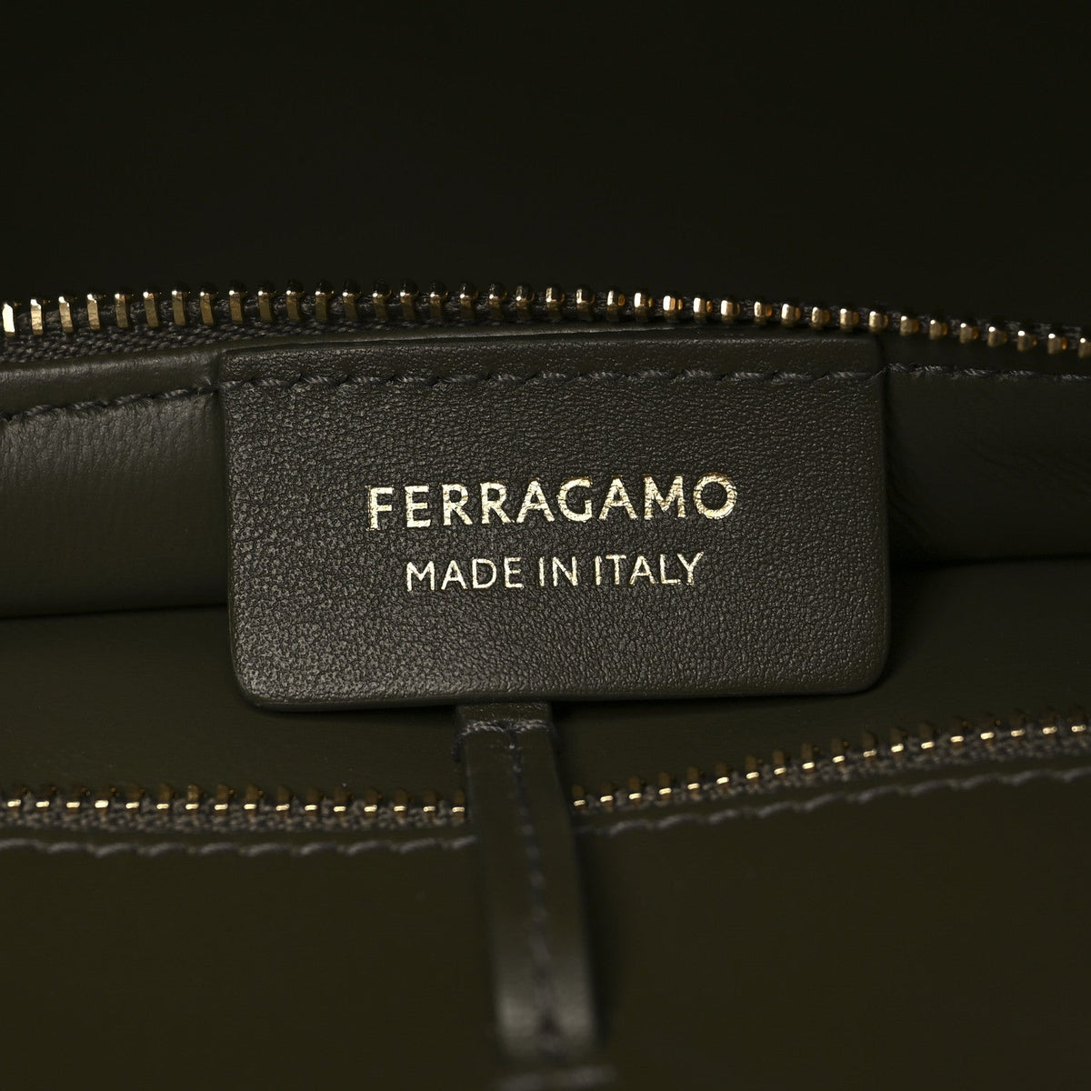 Wool Felt Medium Hug Bag New Olive