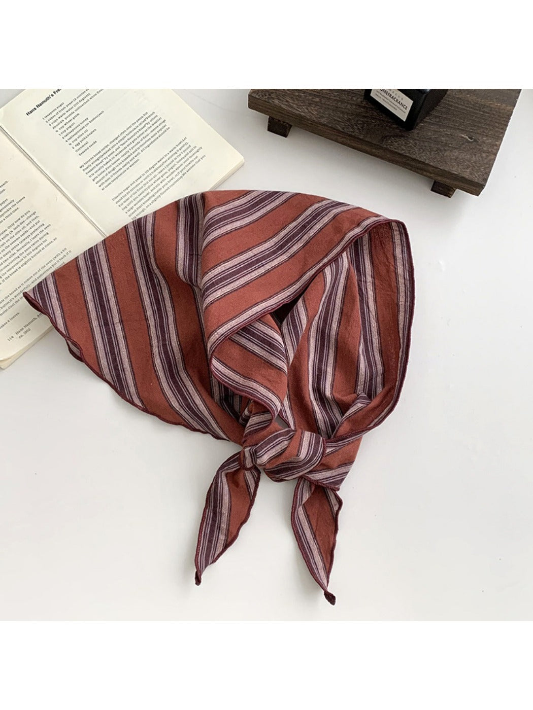 Scarvii - Classic Striped Scarf - Versatile Retro Neckwear