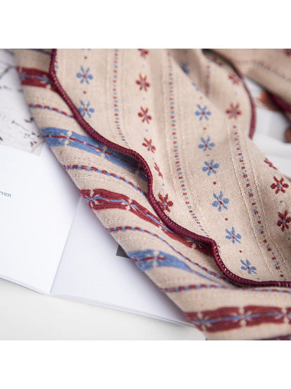 Sscarvii - Vintage Embroidered Triangle Scarf