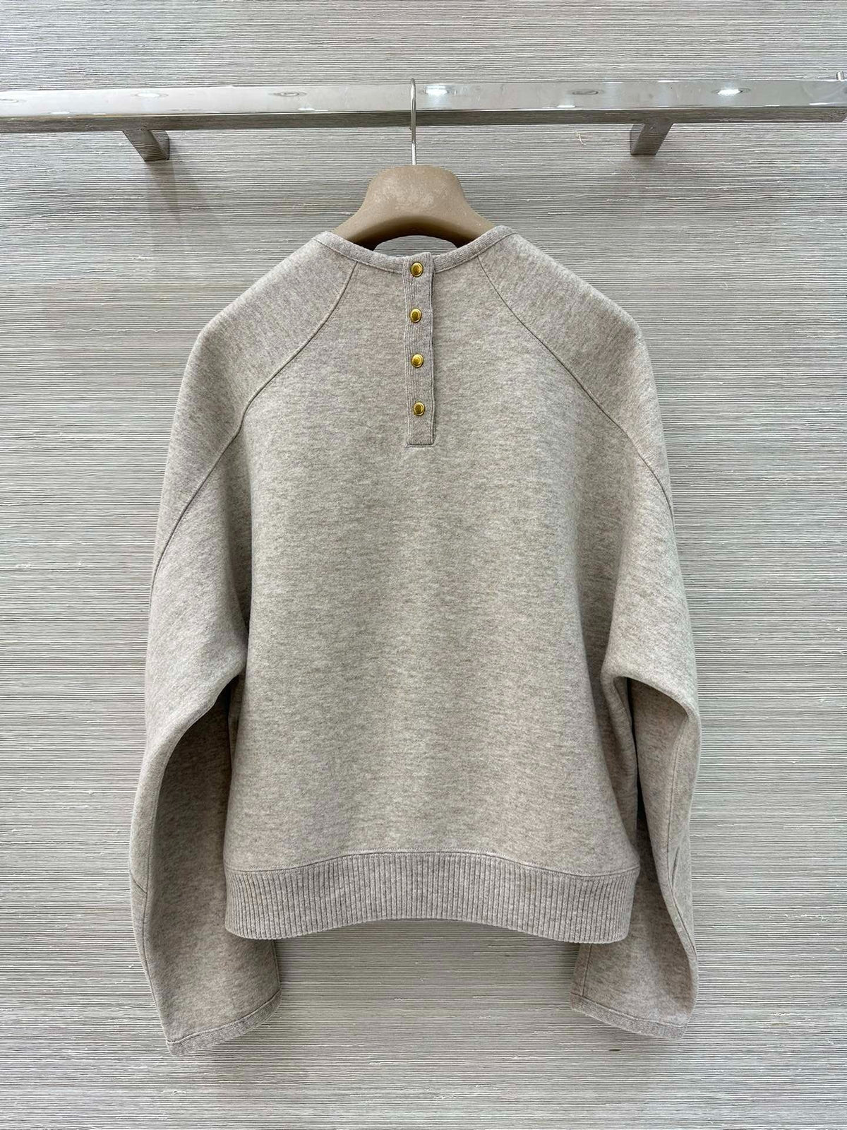 LP CREWNECK SWEATER STYLE 145