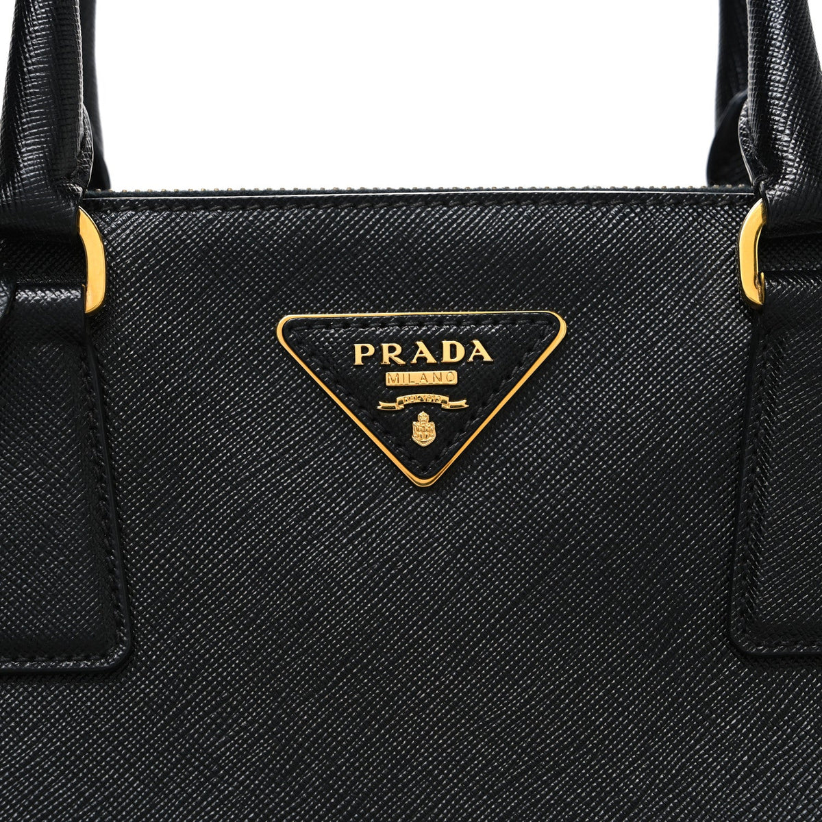 Saffiano Large Galleria Double Zip Tote Black