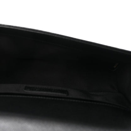 Caviar Quilted Medium Boy Flap Black