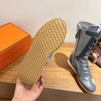 HM Lace Up Sneaker Iron Shadow Calfskin Suede