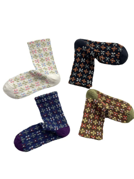 Rufia - Floral Embossed Retro Style Socks