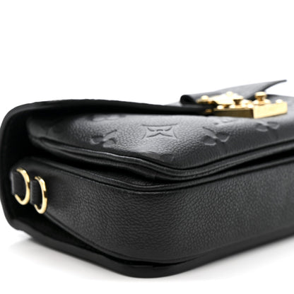 Empreinte Pochette Metis East West Black