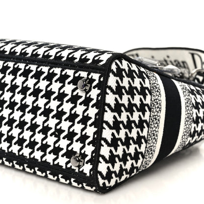 Canvas Houndstooth Embroidered Medium Lady D-Lite Black White