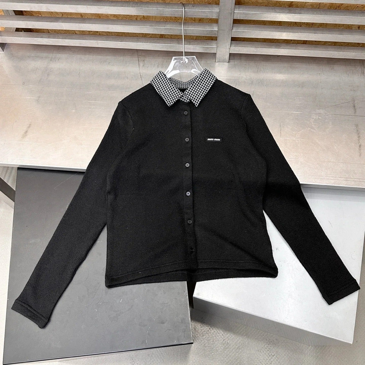 MIUMIU CARDIGAN STYLE 807