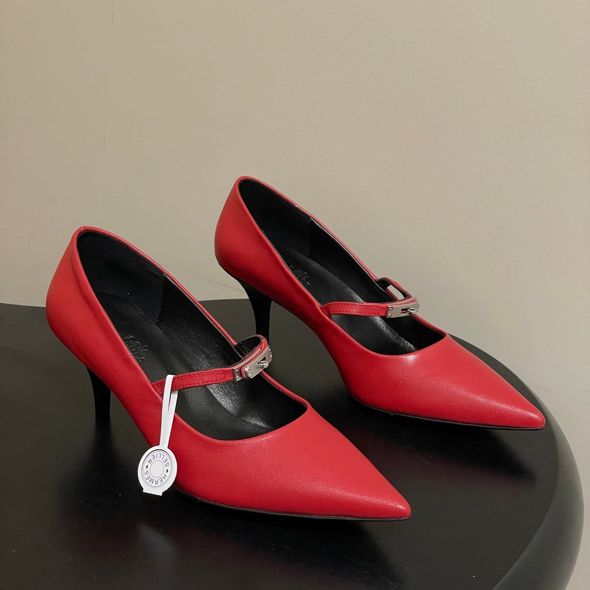 HM 26 Majeste 60 Pump Red in Calfskin 593827