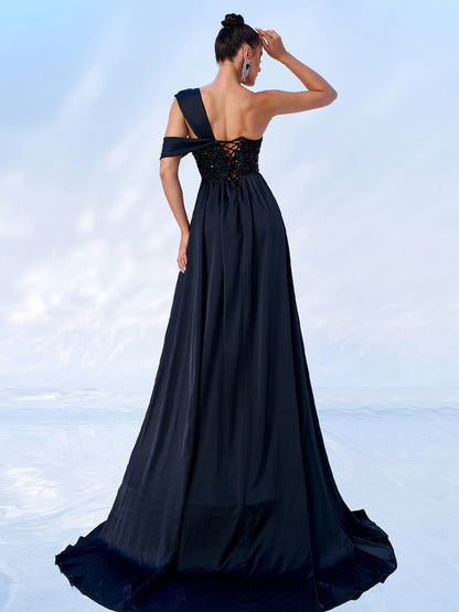 Faye Maxi Dress In Black